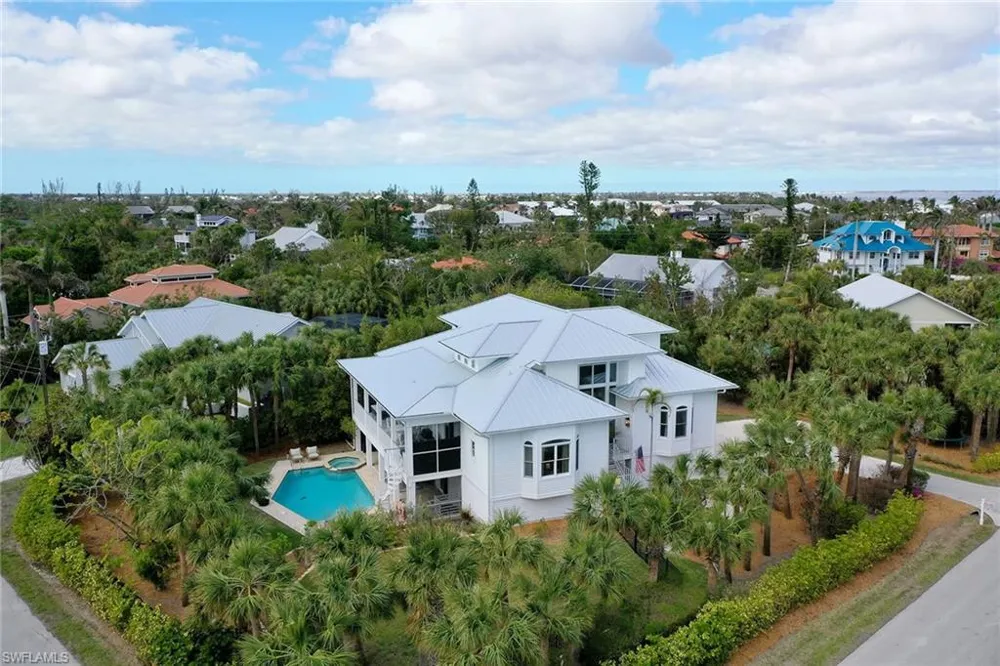 660 Anchor Drive Sanibel, FL 33957