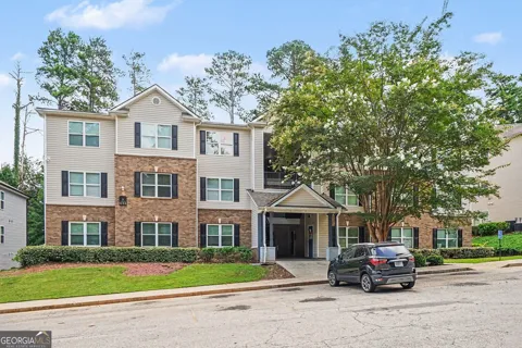 2202 Fairington Village DR