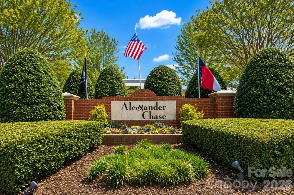 9113 Mcdowell Creek Court #9113 Cornelius, NC 28031