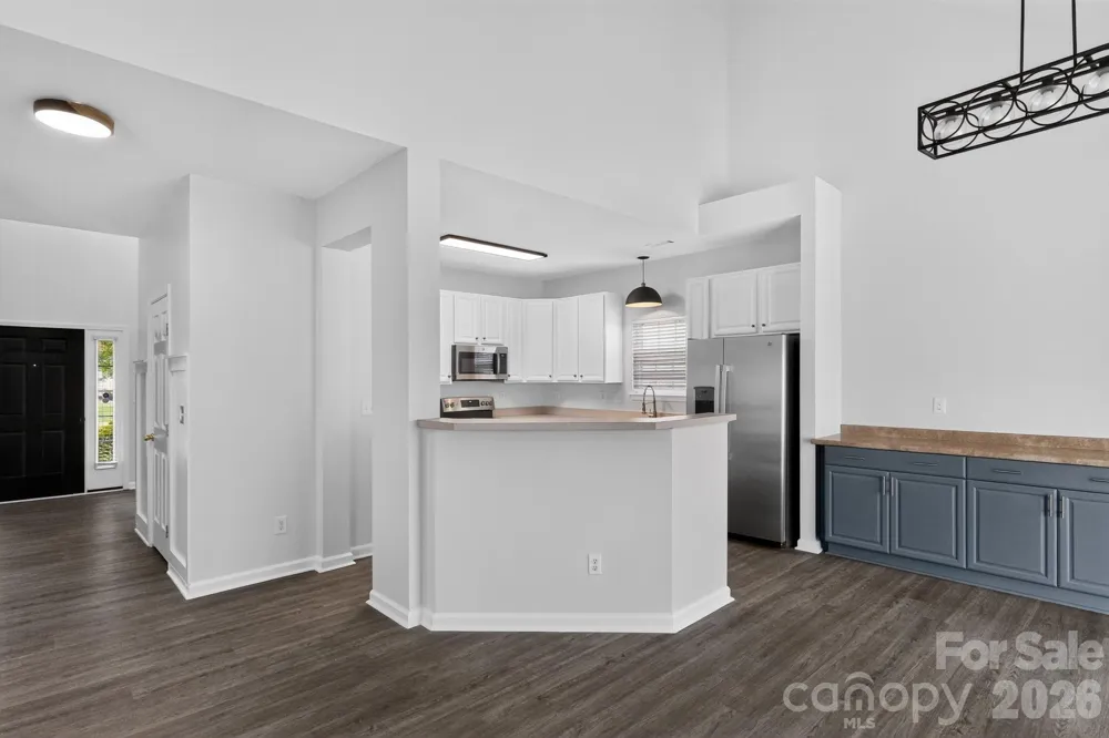 141 Crestwood Drive Mount Holly, NC 28120