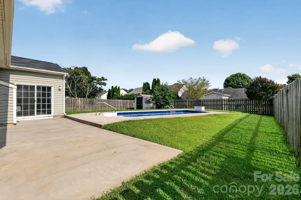 141 Crestwood Drive Mount Holly, NC 28120