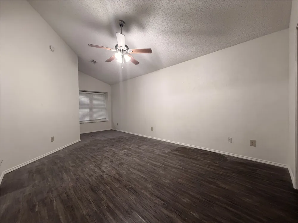 1334 Mimosa Lane Lewisville, TX 75077