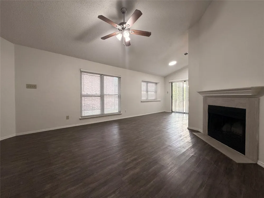 1334 Mimosa Lane Lewisville, TX 75077