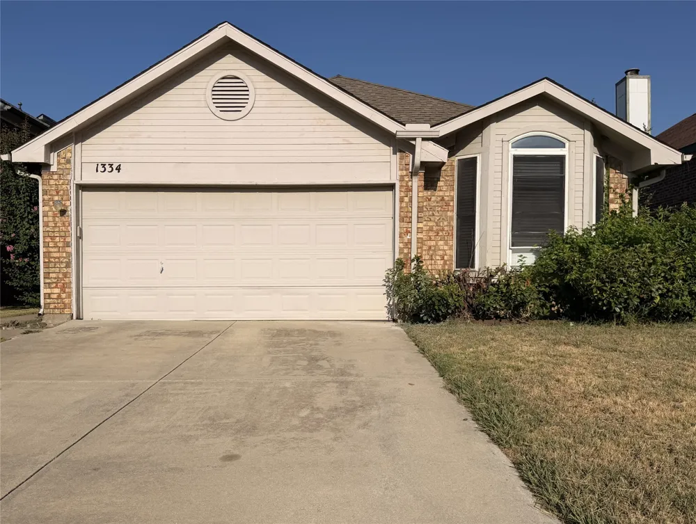 1334 Mimosa Lane Lewisville, TX 75077