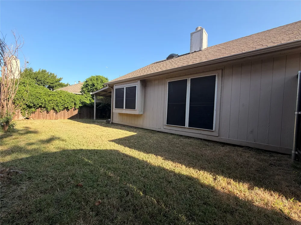 1334 Mimosa Lane Lewisville, TX 75077