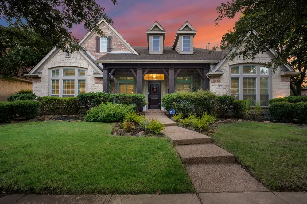 804 SWORD BRIDGE DRIVE Lewisville, TX 75056