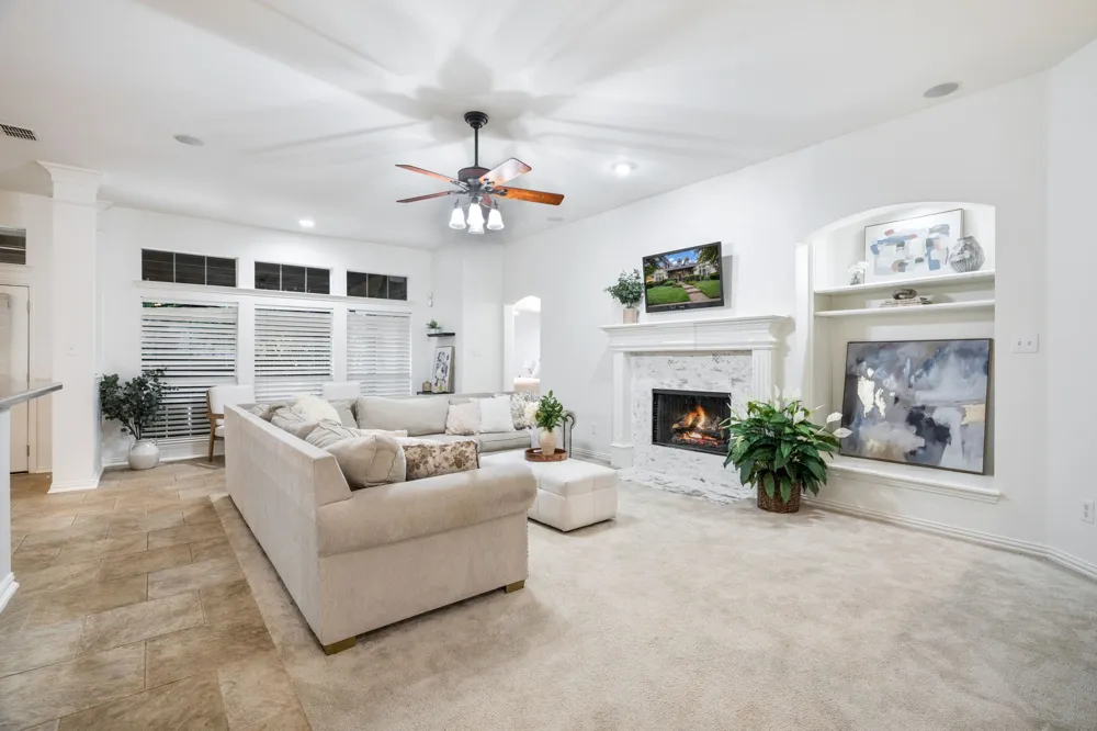 804 SWORD BRIDGE DRIVE Lewisville, TX 75056