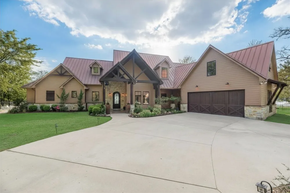 146 SE County Road 2230k Corsicana, TX 75109