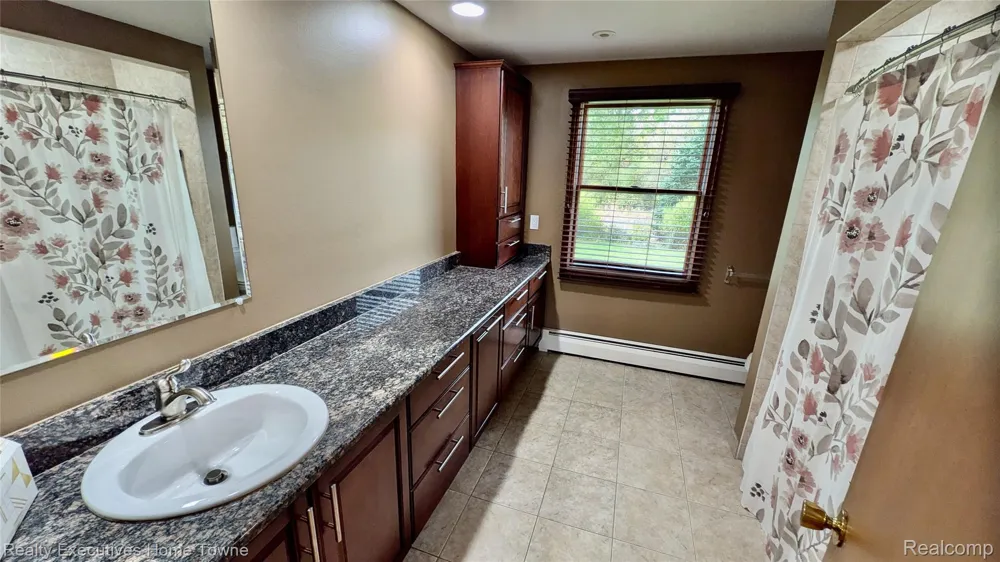 46955 Shiloh Way Shelby Charter Township, MI 48317