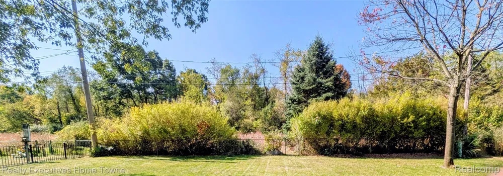 46955 Shiloh Way Shelby Charter Township, MI 48317