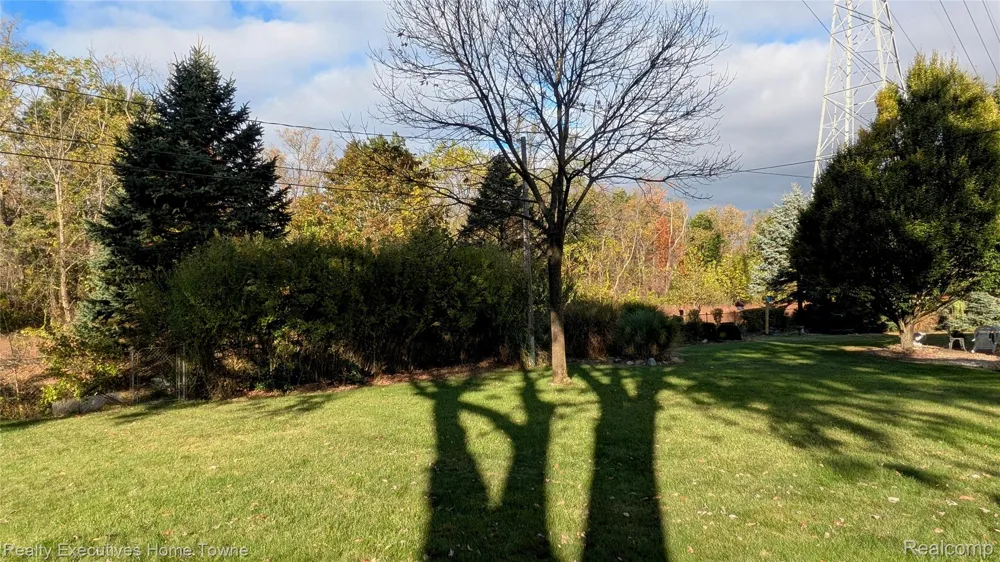 46955 Shiloh Way Shelby Charter Township, MI 48317