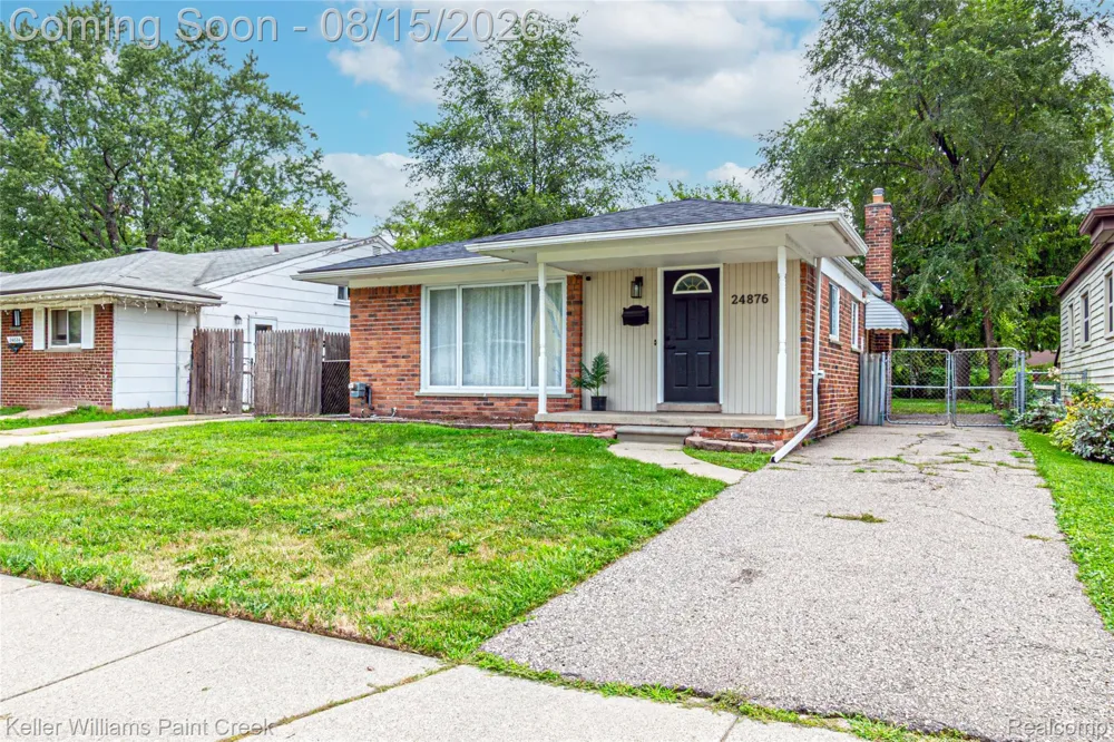24876 Dale Avenue Eastpointe City, MI 48021