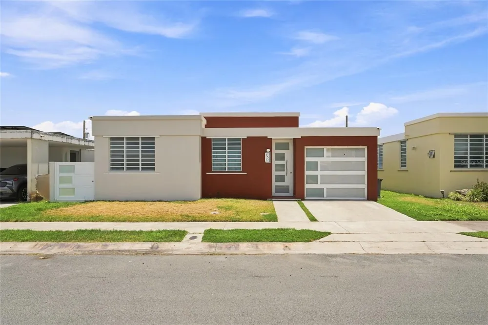 F-30 CALLE MAR EGEO Humacao, PR 00791