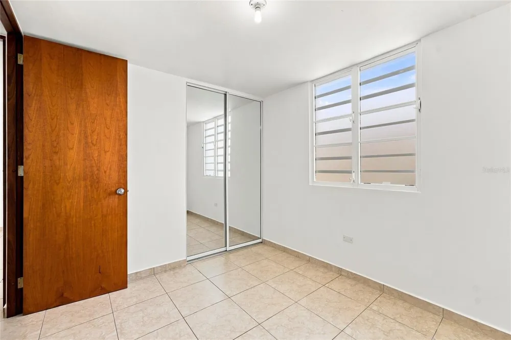F-30 CALLE MAR EGEO Humacao, PR 00791