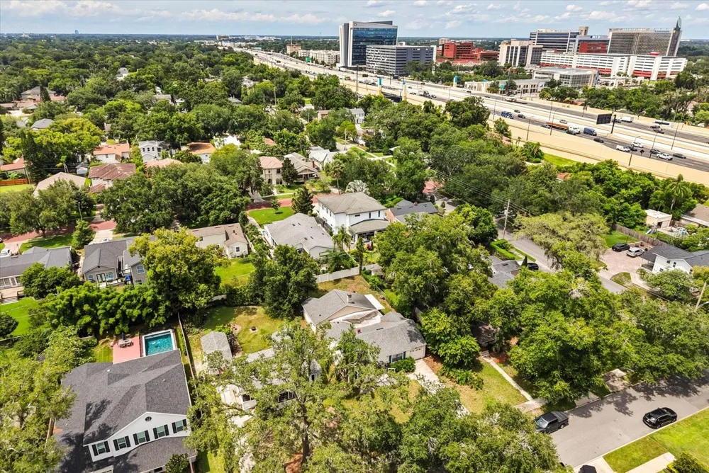 37 E VANDERBILT STREET Orlando, FL 32804