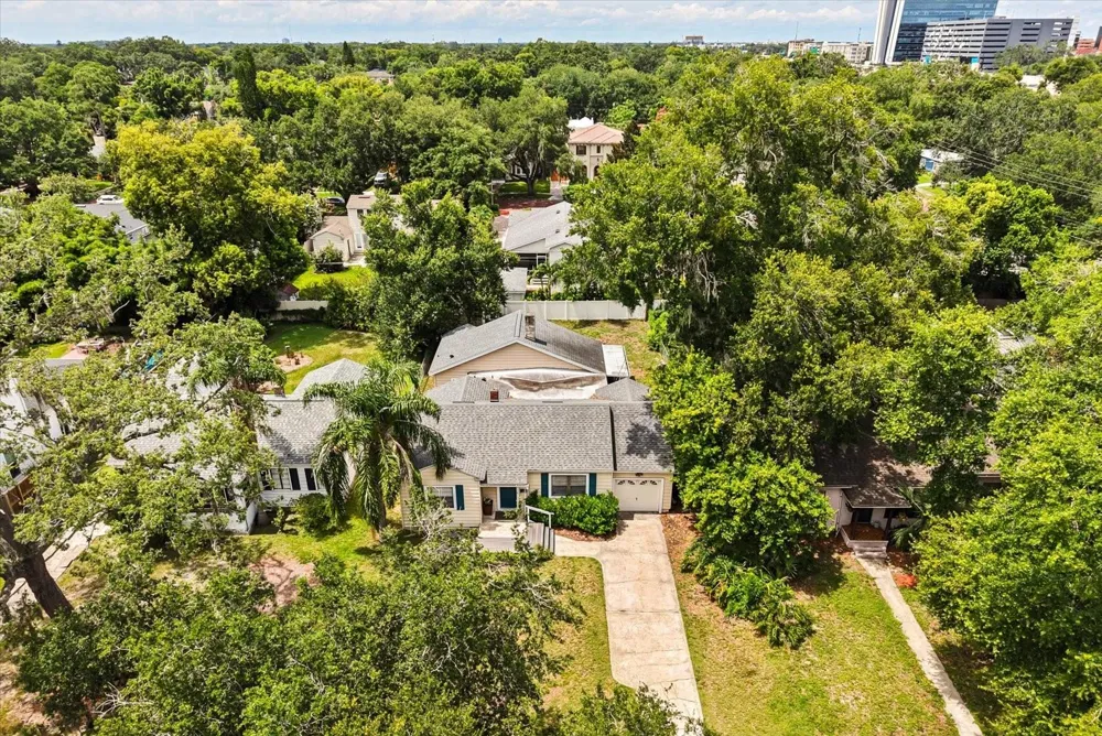 37 E VANDERBILT STREET Orlando, FL 32804