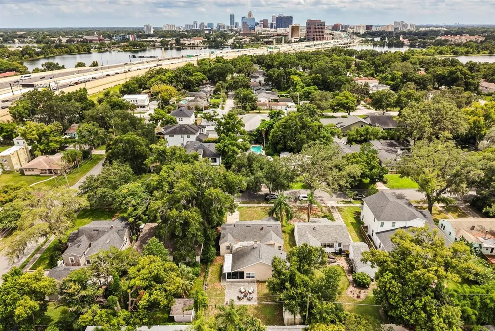 37 E VANDERBILT STREET Orlando, FL 32804