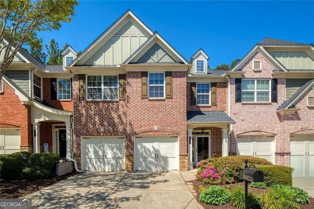 1404 Lexington DR Roswell, GA 30075