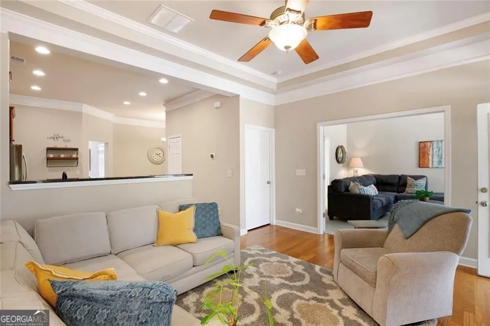 1404 Lexington DR Roswell, GA 30075
