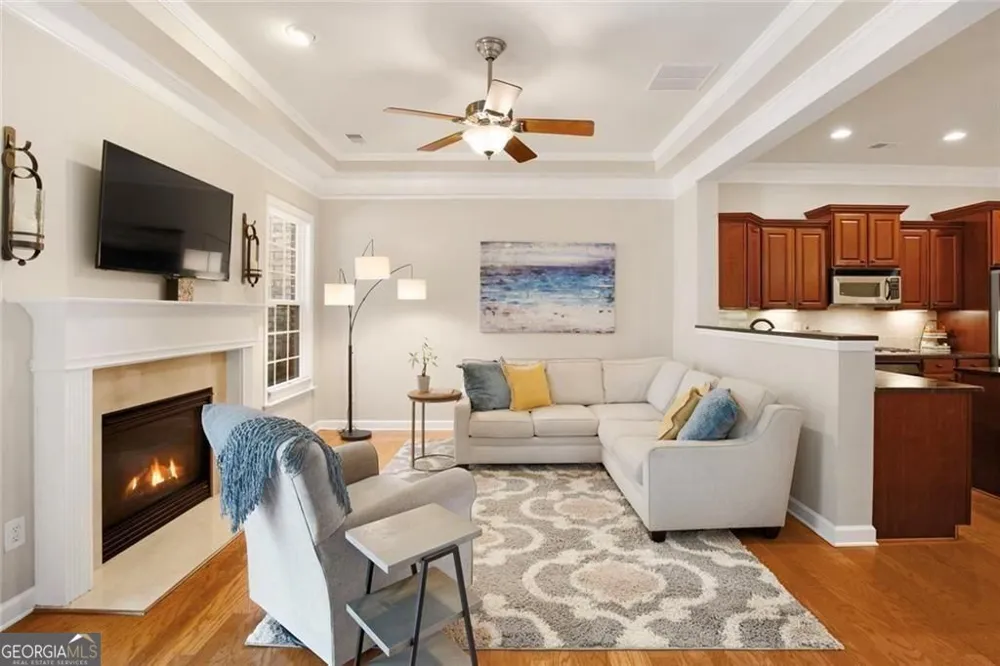 1404 Lexington DR Roswell, GA 30075
