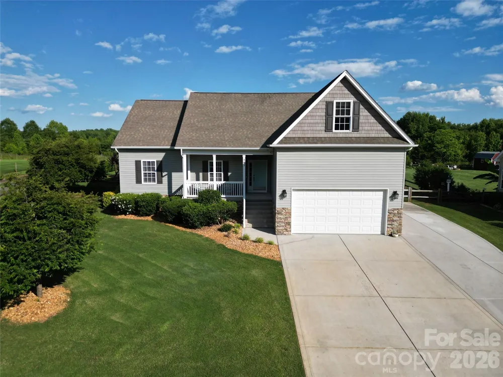 141 Logan Ridge Drive Statesville, NC 28677