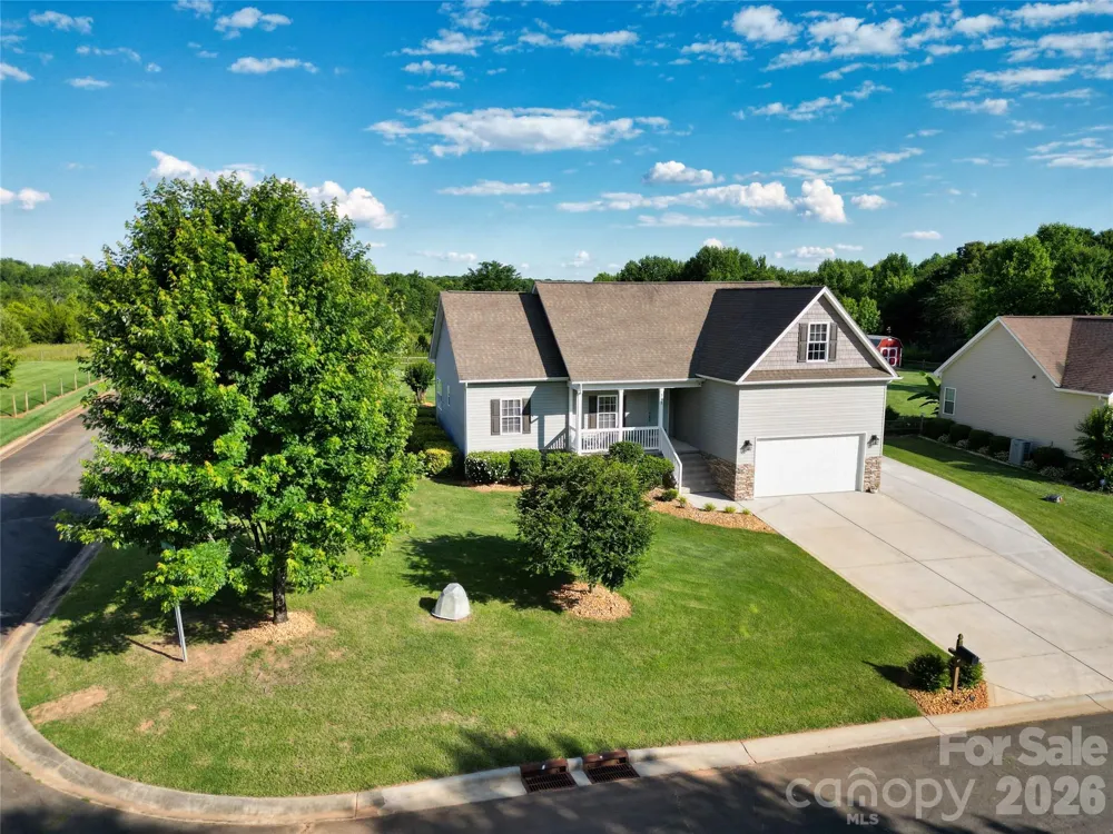 141 Logan Ridge Drive Statesville, NC 28677