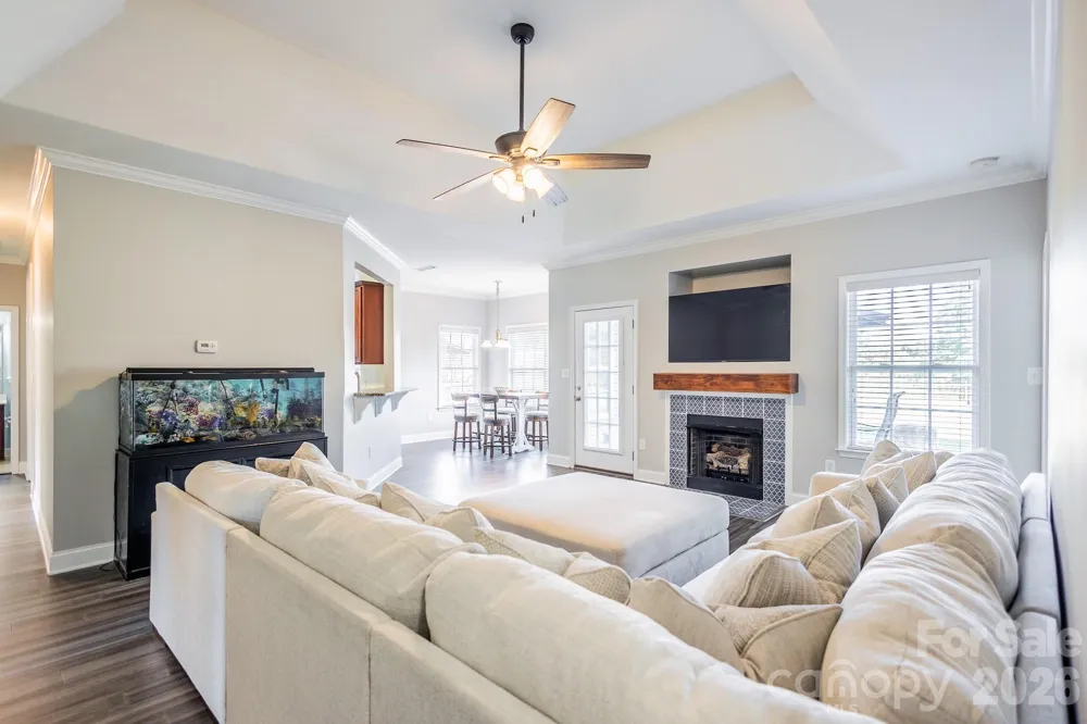 141 Logan Ridge Drive Statesville, NC 28677