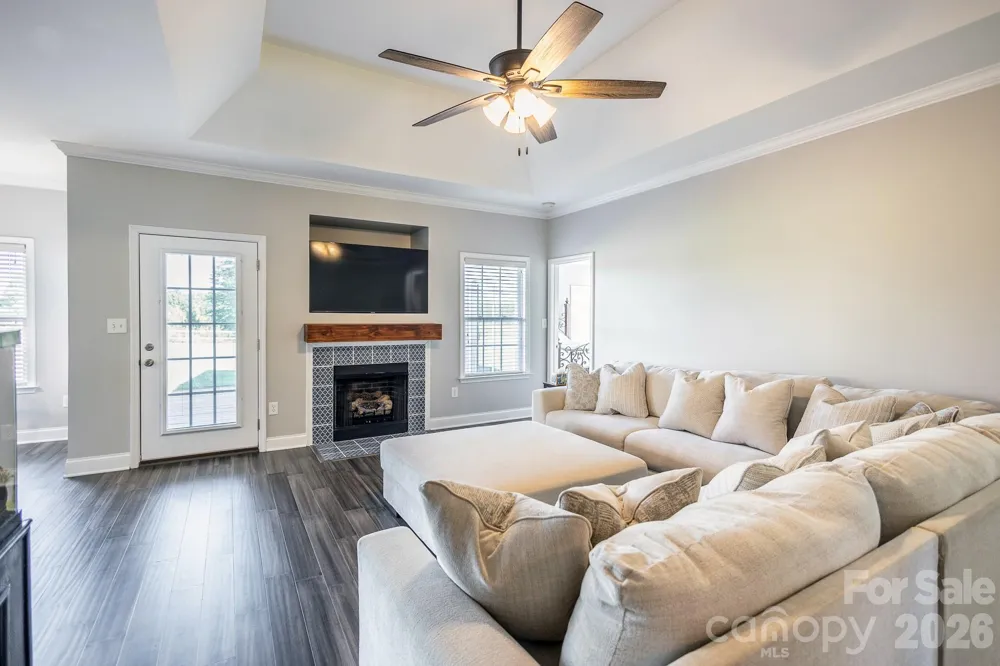 141 Logan Ridge Drive Statesville, NC 28677