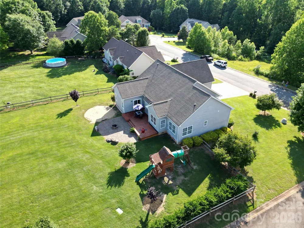141 Logan Ridge Drive Statesville, NC 28677