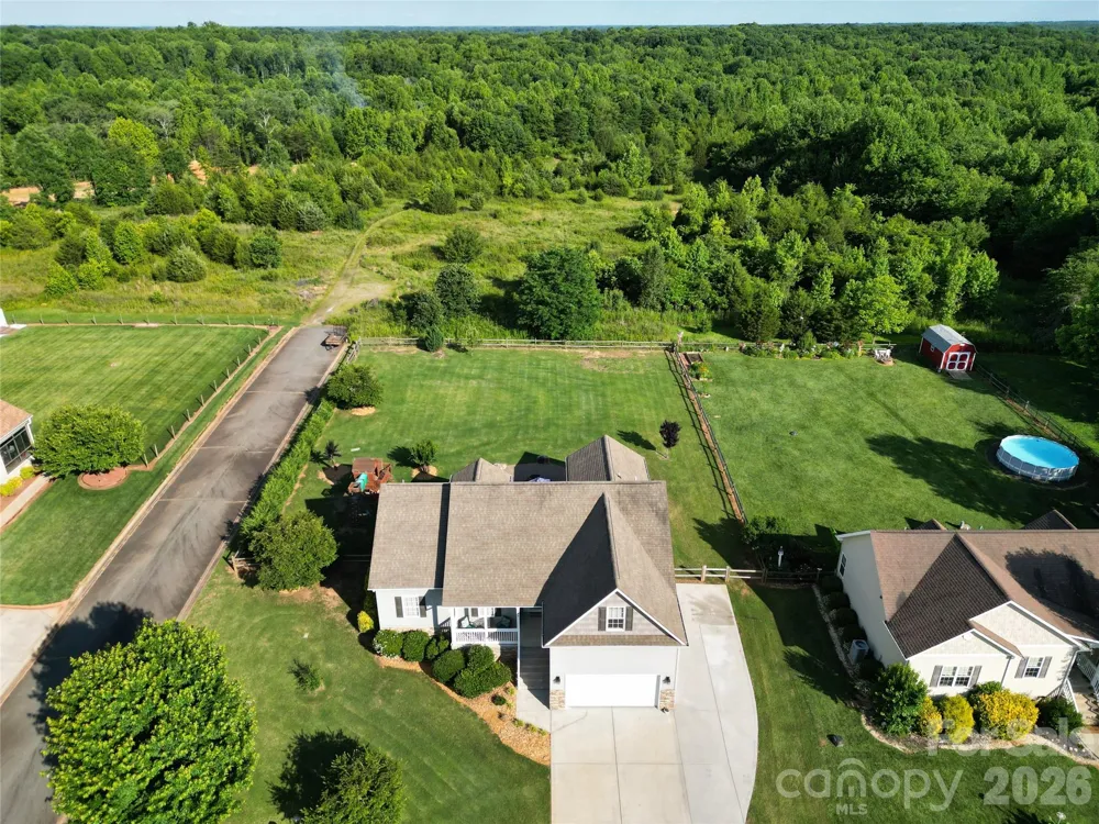 141 Logan Ridge Drive Statesville, NC 28677