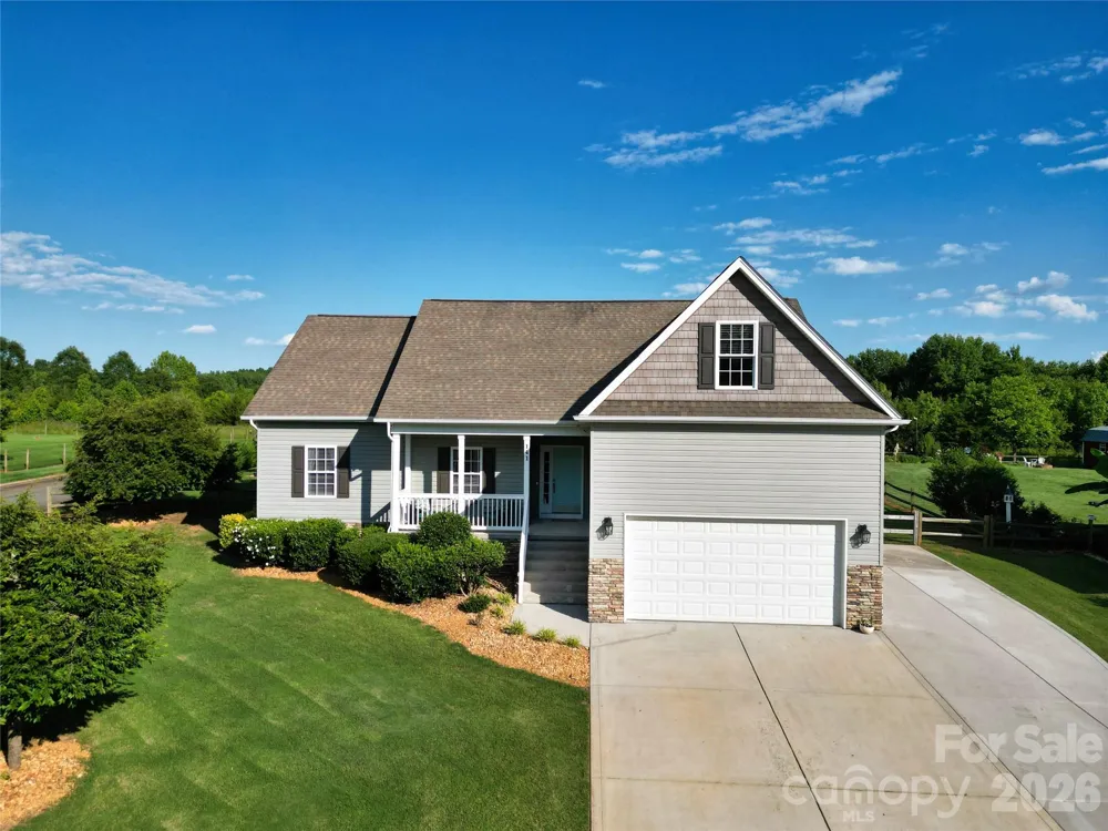 141 Logan Ridge Drive Statesville, NC 28677