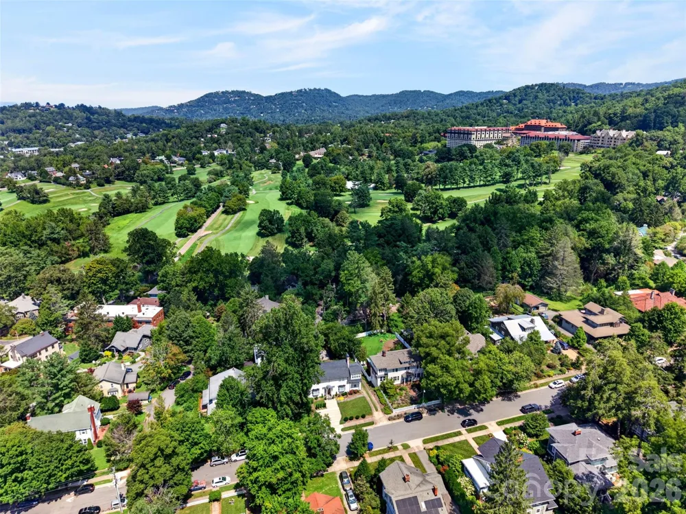 55 Edgemont Road Asheville, NC 28801