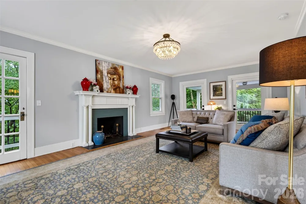 55 Edgemont Road Asheville, NC 28801