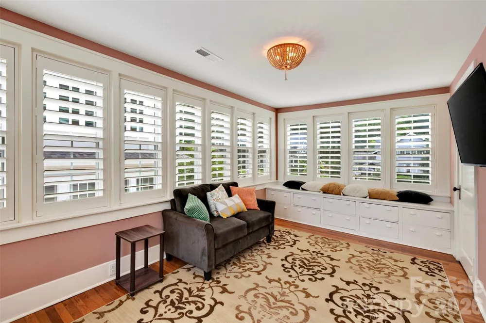 55 Edgemont Road Asheville, NC 28801