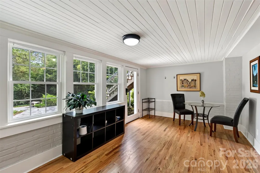 55 Edgemont Road Asheville, NC 28801