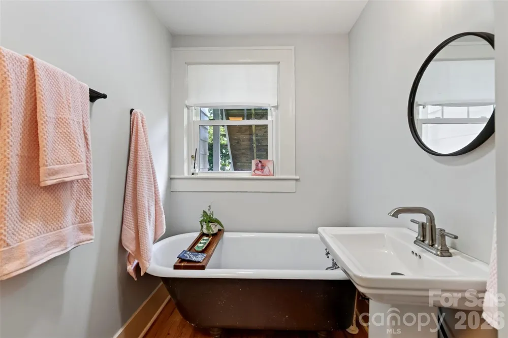 55 Edgemont Road Asheville, NC 28801