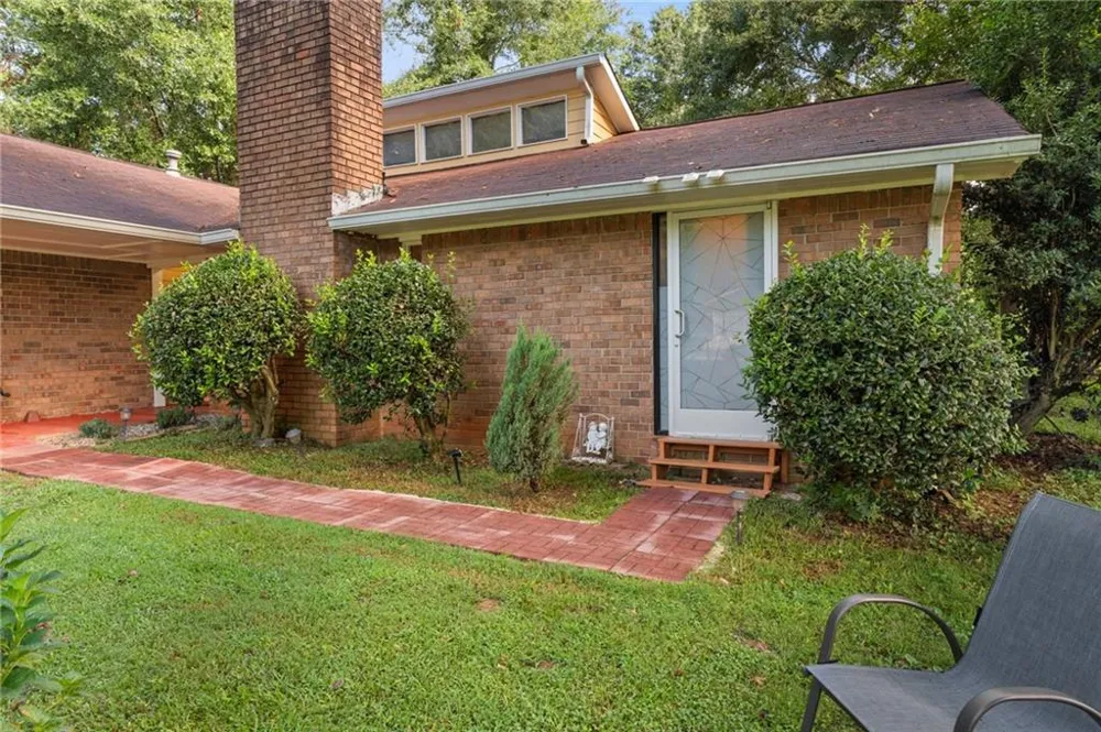 2174 Martin Way Jonesboro, GA 30236