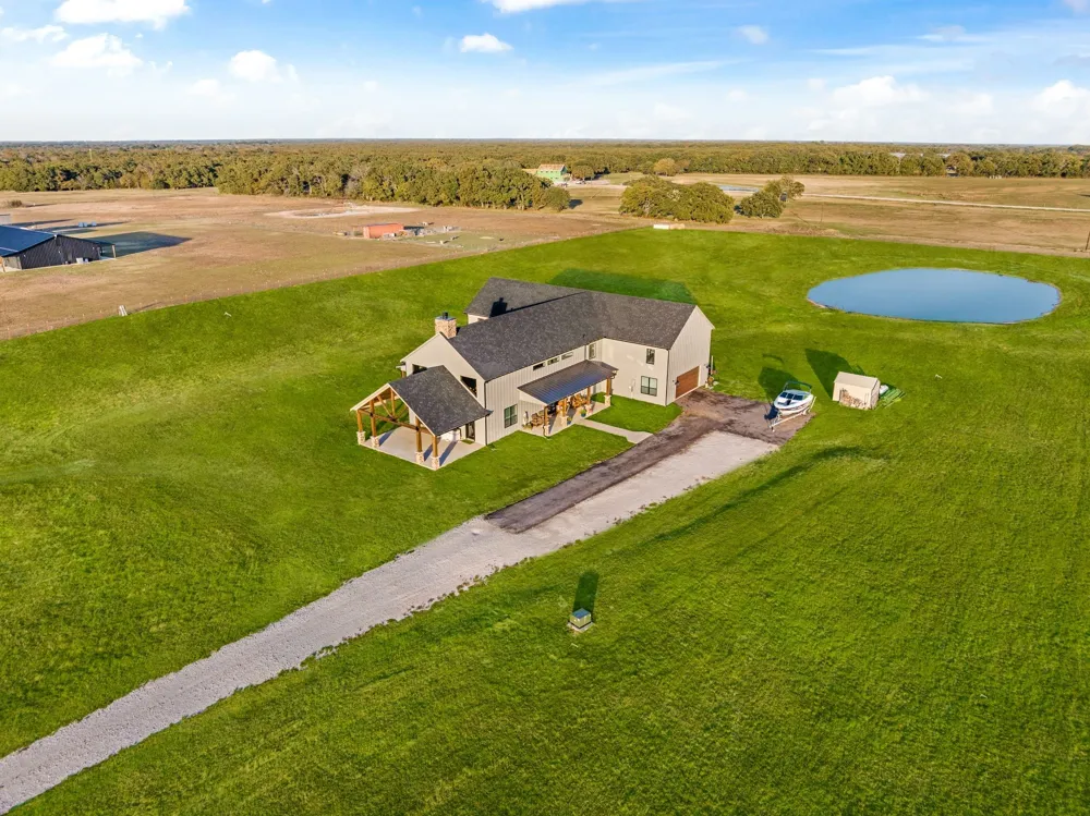 3106 County Road 2526 Quinlan, TX 75474