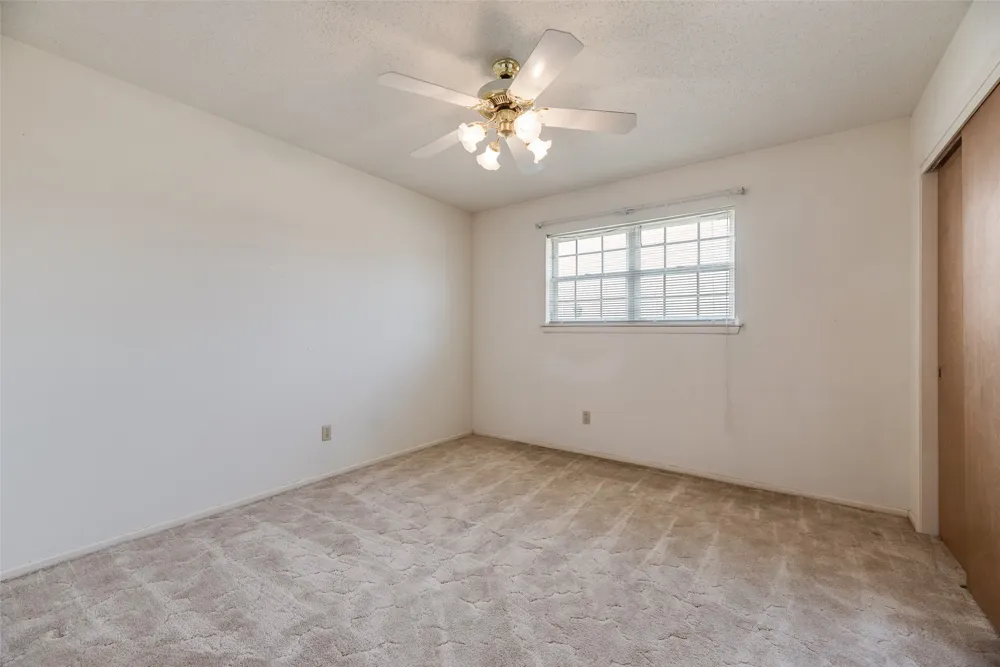 520 Pecan Street Crowley, TX 76036