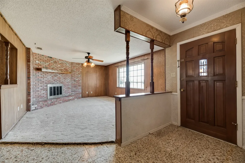 520 Pecan Street Crowley, TX 76036