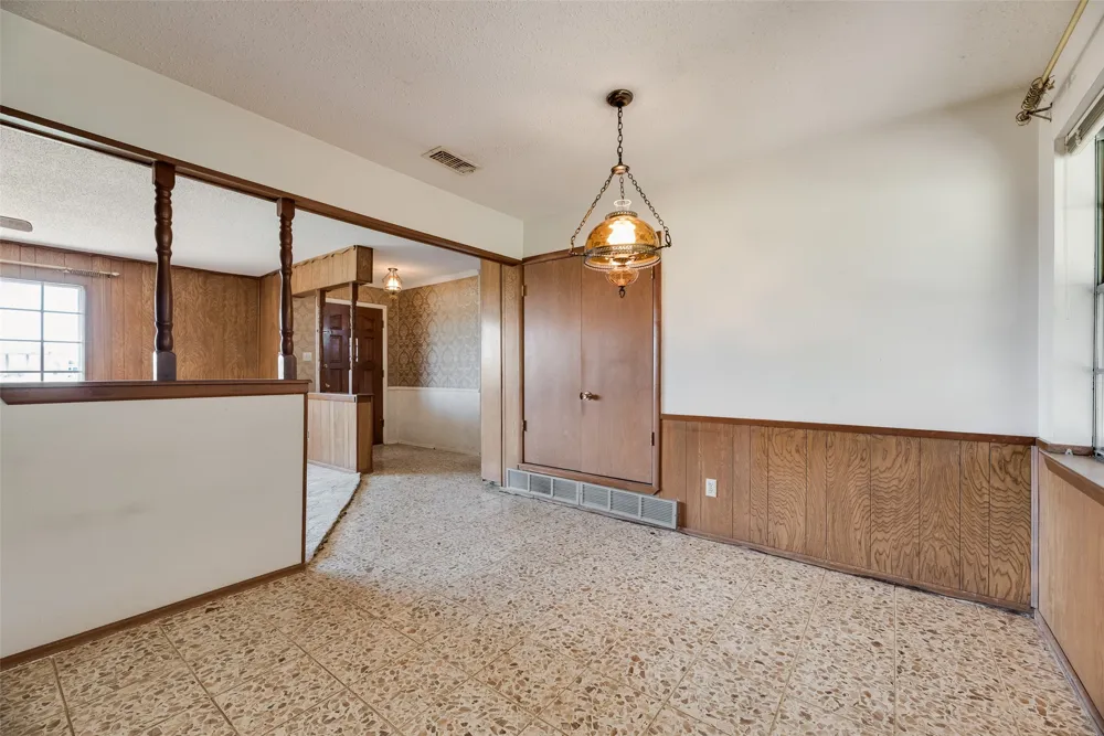 520 Pecan Street Crowley, TX 76036