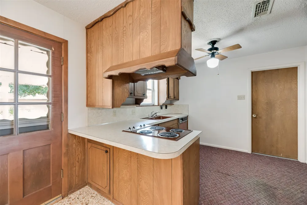 520 Pecan Street Crowley, TX 76036