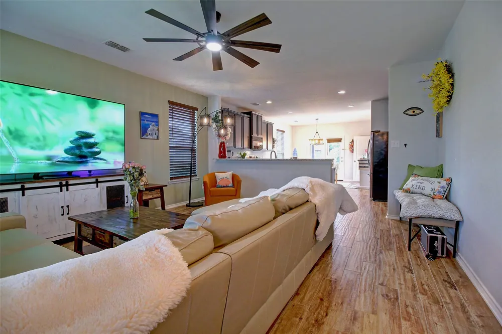 1409 Ellis Lane Aubrey, TX 76227