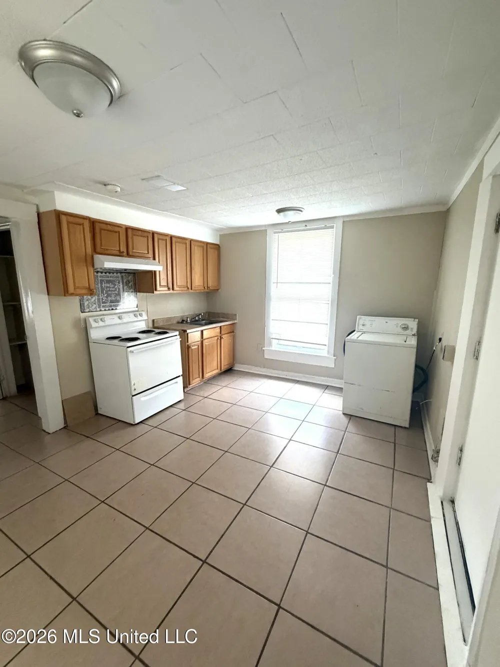 10 E Railroad Street Gulfport, MS 39507