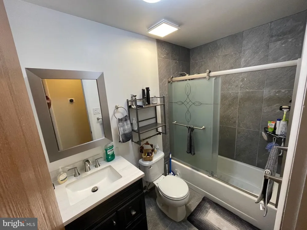 231 CHEROKEE DRIVE Browns Mills, NJ 08015