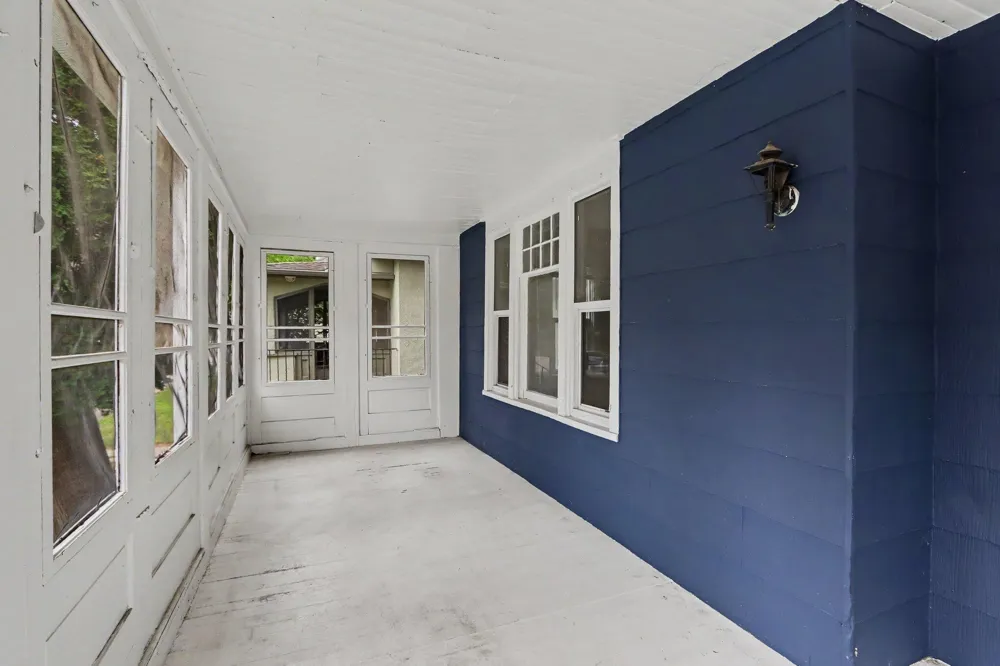 1236 Jefferson Avenue Kalamazoo, MI 49006