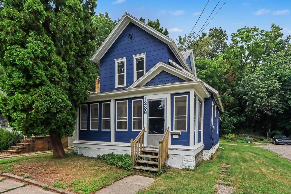 1236 Jefferson Avenue Kalamazoo, MI 49006