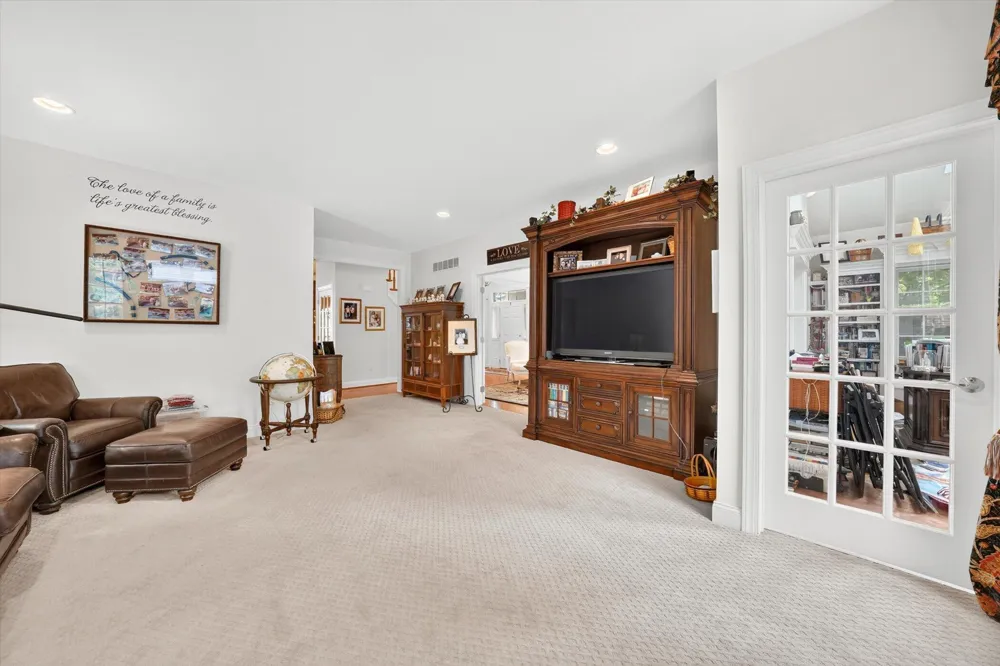44742 Broadmoor Circle Northville, MI 48168