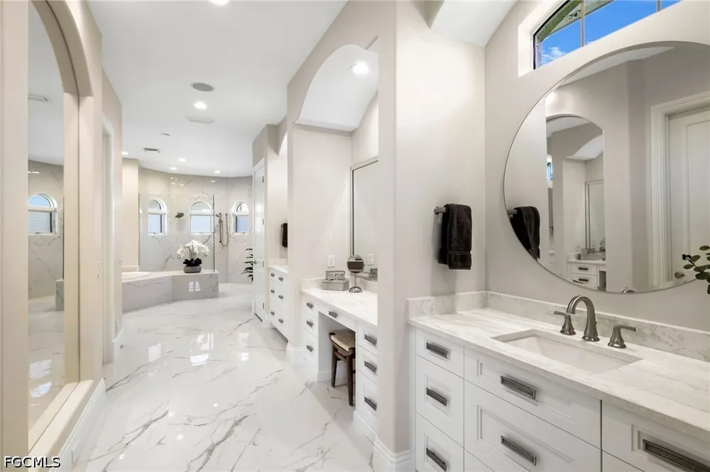 Vicenza Way Miromar Lakes, FL 33913