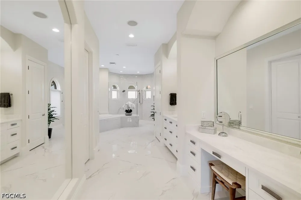 Vicenza Way Miromar Lakes, FL 33913